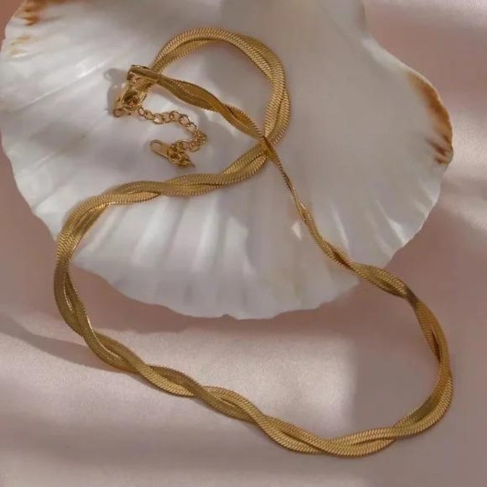 DOUBLE LAYER HERRINGBONE 18K GOLD CHAIN NECKLACE, NICE NECKLACE, CUTE NECKLACE. - Picture 4 of 5